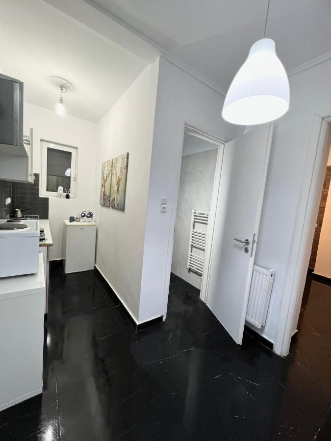 Beautiful With Private Yard *