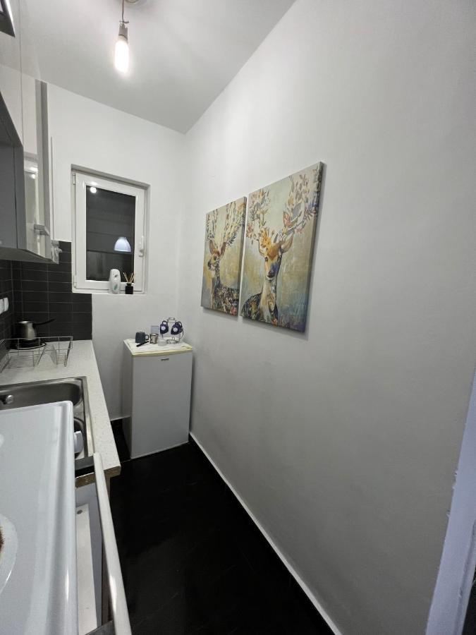 Beautiful With Private Yard *